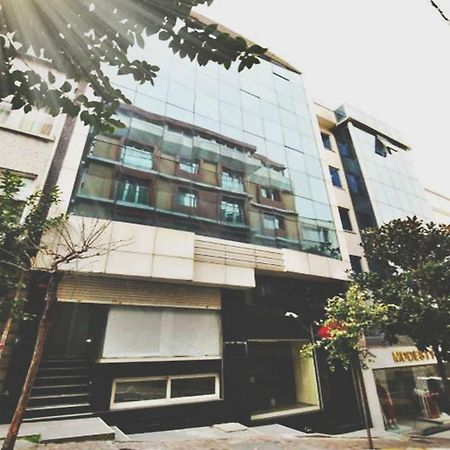 Yues Hotel Istanbul Exterior photo